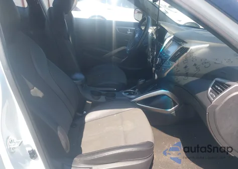 2016 Hyundai Veloster из США, поврежденный, VIN KMHTC6AD2GU250038